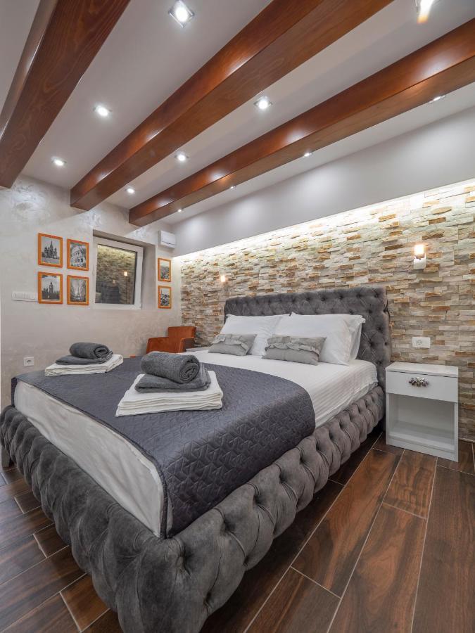 Luxury Boutique Apartment *